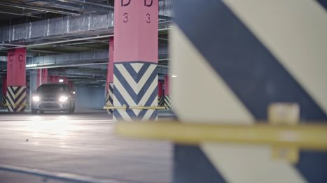 Foto: Wie werden Aufwendungen für einen Pkw-Stellplatz steuerlich berücksichtigt?